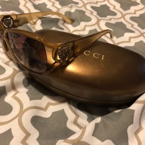 Authentic Gucci Sunglasses Beautiful colof